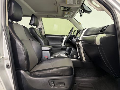 Certified 2022 Toyota 4Runner SR5 Premium w/ Moonroof Package image 27