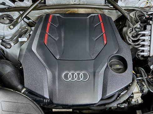 Used 2023 Audi SQ5 Prestige w/ Prestige Package AWD/4WD image 13