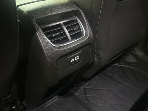 Used 2024 Chevrolet Blazer LT w/ Convenience Package FWD image 22