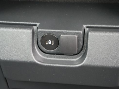 Certified 2024 Ford F250 XL w/ XL Chrome Package image 29