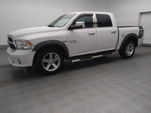 Used 2017 RAM 1500 Express image 2