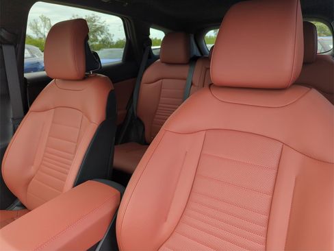 New 2026 Kia Sportage SX image 22