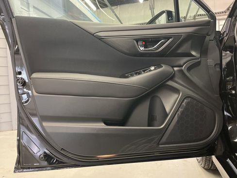 Certified 2025 Subaru Legacy Premium w/ Popular Package #1A image 9