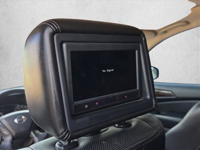 Used 2013 Nissan Pathfinder Platinum w/ Platinum Premium Pkg FWD image 14