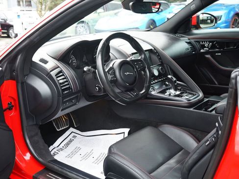 Used 2018 Jaguar F-TYPE R image 13