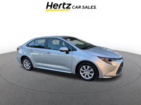 Used 2025 Toyota Corolla LE image 1