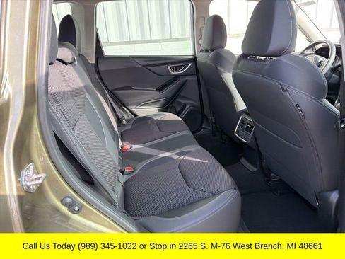 Used 2023 Subaru Forester Premium image 34