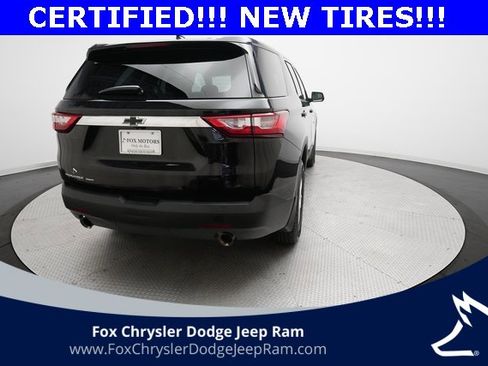 Used 2021 Chevrolet Traverse LS image 34