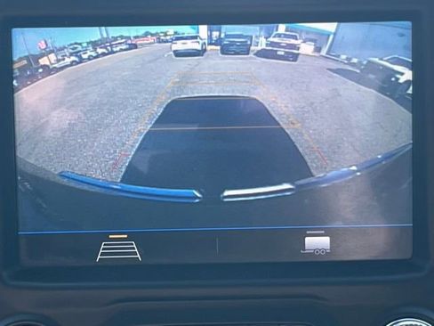 Used 2021 GMC Sierra 1500 Elevation image 10