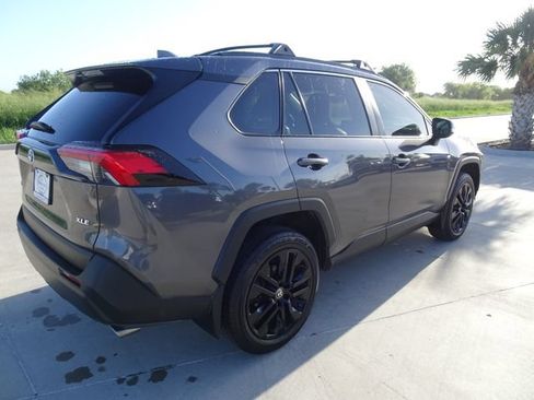 Used 2024 Toyota RAV4 XLE Premium FWD image 4