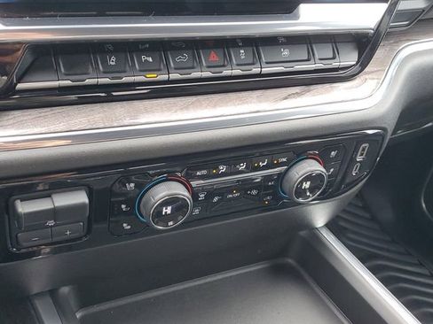 Certified 2024 Chevrolet Silverado 2500 LTZ w/ LTZ Premium Package image 29