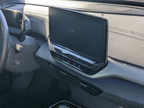 Used 2023 Volkswagen ID.4 Pro S image 7