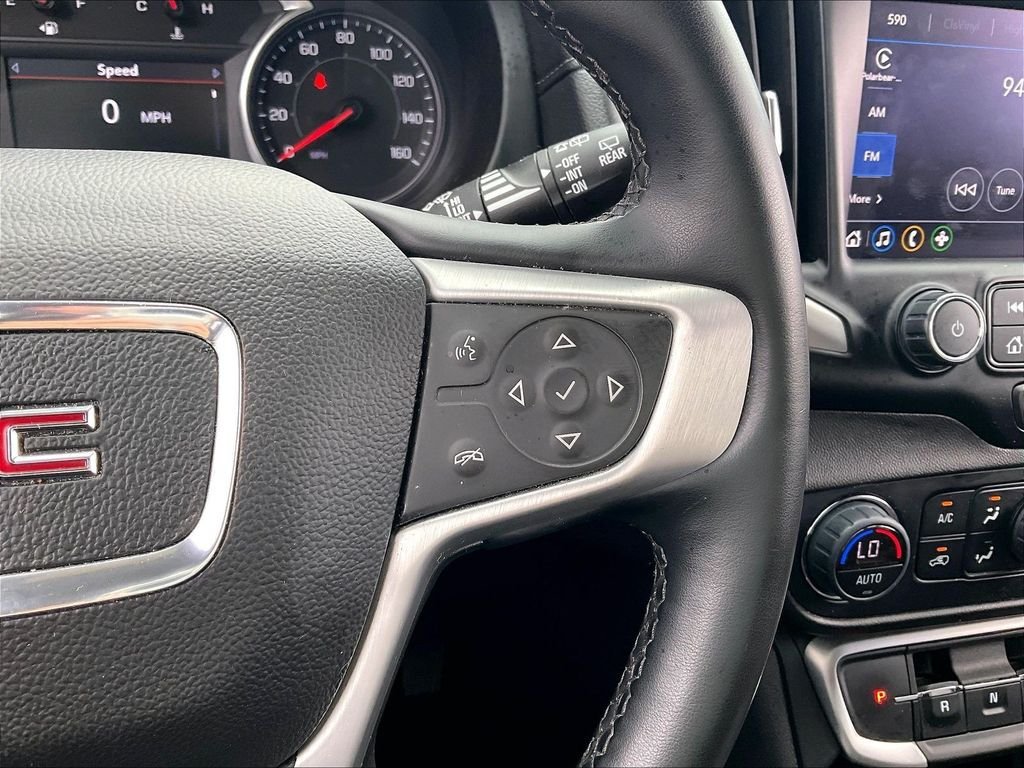 Used 2024 GMC Terrain SLT AWD/4WD image 22