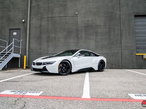 Used 2014 BMW i8 image 42