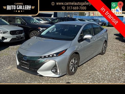 Used 2017 Toyota Prius Prime Advanced FWD image 1