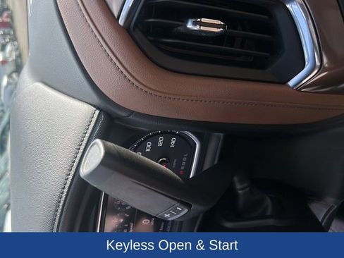 Used 2022 Chevrolet Silverado 1500 High Country w/ Technology Package image 24