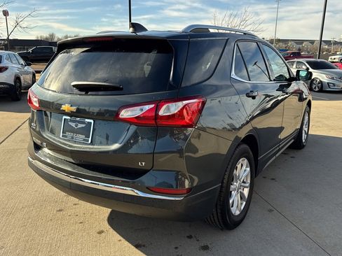 Used 2018 Chevrolet Equinox LT w/ Sun & Infotainment Package image 4