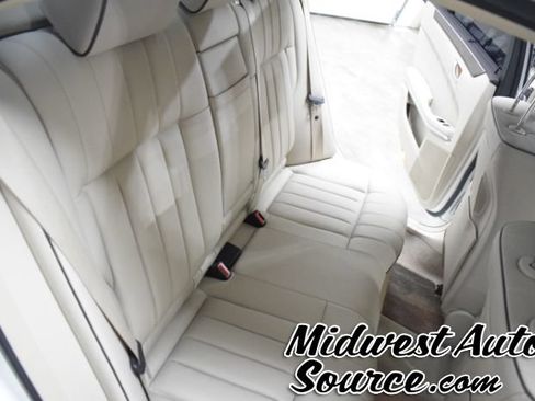 Used 2016 Mercedes-Benz E 400 4MATIC Sedan image 28