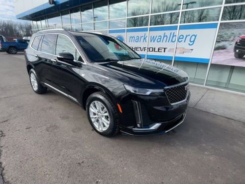 Certified 2023 Cadillac XT6 Luxury image 2