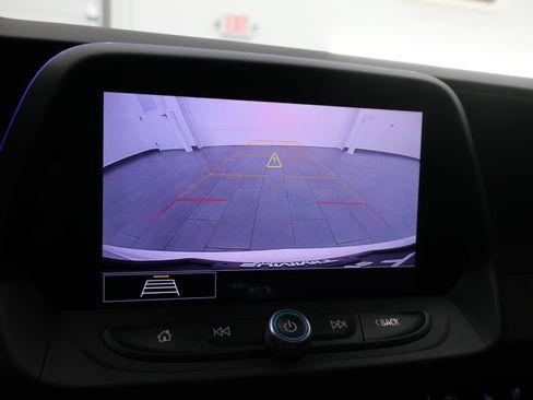Used 2020 Chevrolet Camaro ZL1 RWD image 16