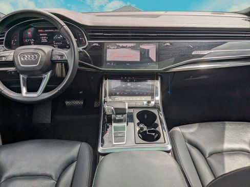 Used 2023 Audi Q8 Premium Plus w/ Premium Plus Package AWD/4WD image 18