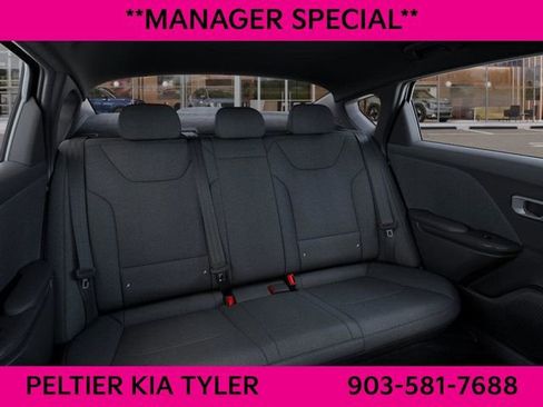 New 2026 Kia K4 LXS image 17