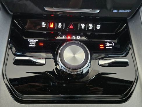 New 2026 Jeep Grand Wagoneer Limited AWD/4WD image 16