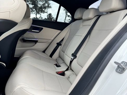 Used 2024 Mercedes-Benz C 300 Sedan image 23