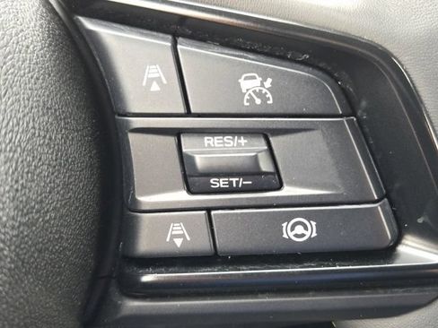 Certified 2025 Subaru Ascent Bronze Edition AWD/4WD image 17