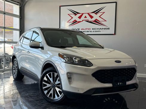 Used 2020 Ford Escape Titanium w/ Titanium Premium Package 2.0 image 1