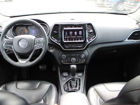 Used 2019 Jeep Cherokee Limited w/ Luxury Group AWD/4WD image 44