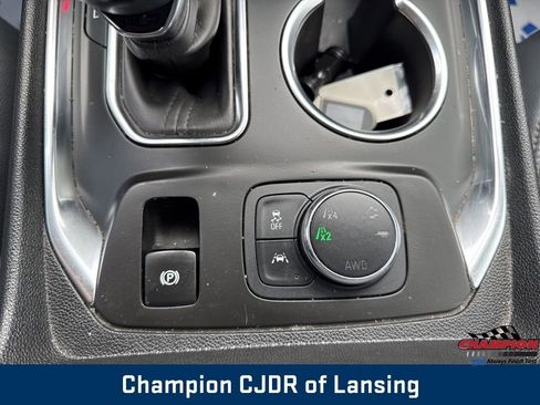 Used 2021 Chevrolet Traverse Premier w/ LPO, Cargo Package image 19