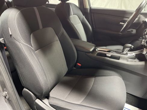 Used 2023 Nissan Sentra SV image 9