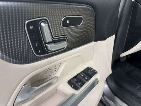 Certified 2023 Mercedes-Benz EQB 300 4MATIC w/ Pinnacle Package image 6