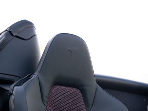 Used 2013 McLaren MP4-12C Spider RWD image 59