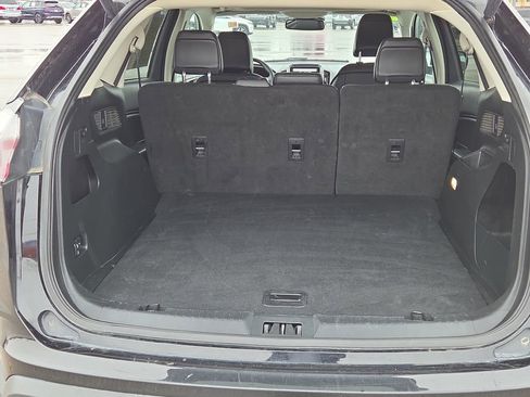 Used 2024 Ford Edge SEL w/ Convenience Package image 29