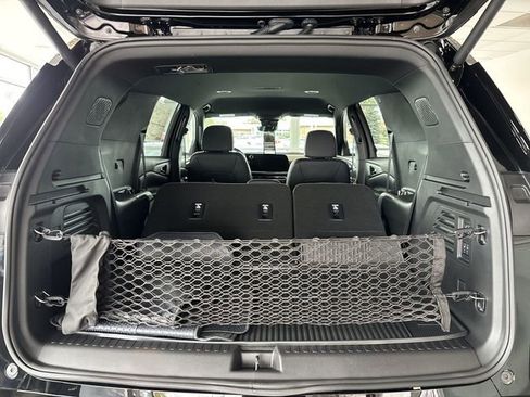 New 2026 Chevrolet Traverse High Country image 16