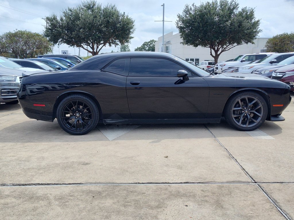 Used 2021 Dodge Challenger R/T w/ Blacktop Package RWD image 10