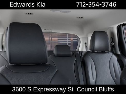 New 2026 Kia Carnival LXS FWD image 29