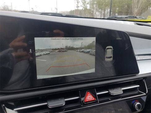 New 2025 Kia Niro EX Touring image 30