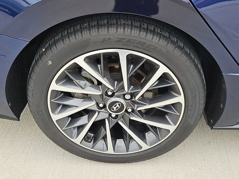 Used 2022 Hyundai Sonata Limited FWD image 10