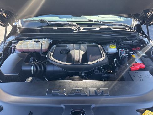Used 2025 RAM 1500 Laramie w/ Laramie Southwest Edition image 17