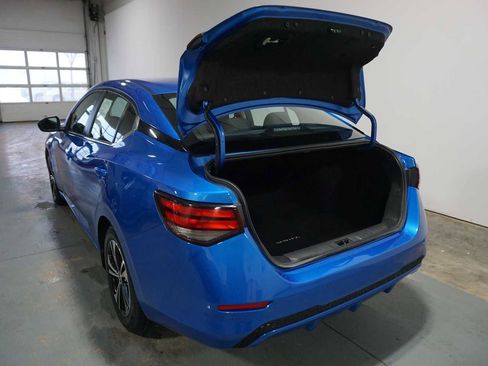 Used 2023 Nissan Sentra SV image 4