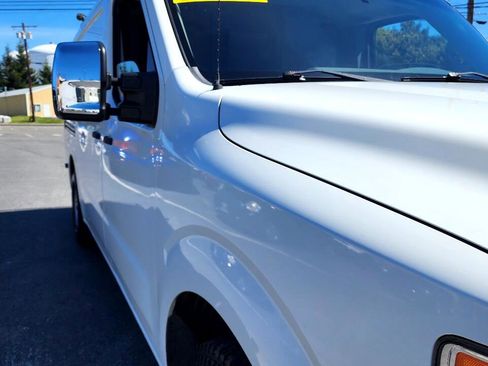 Used 2015 Nissan NV 2500 SV w/ Technology Package image 15