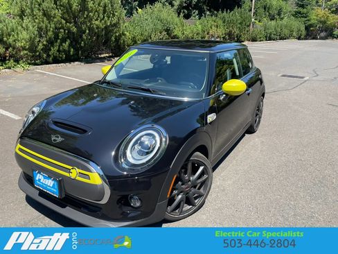 Used 2021 MINI Cooper SE w/ 6.5" Touchscreen Package FWD image 3