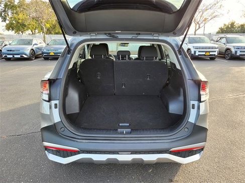 Used 2024 Kia Sportage LX image 14