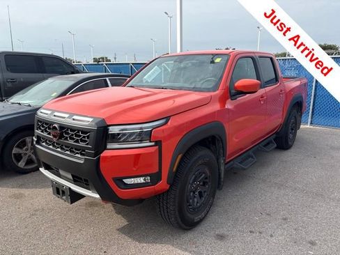 Used 2025 Nissan Frontier PRO-4X AWD/4WD image 1