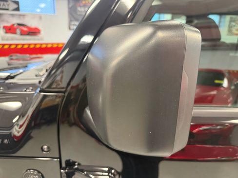 Used 2022 Jeep Wrangler Unlimited Sport image 14