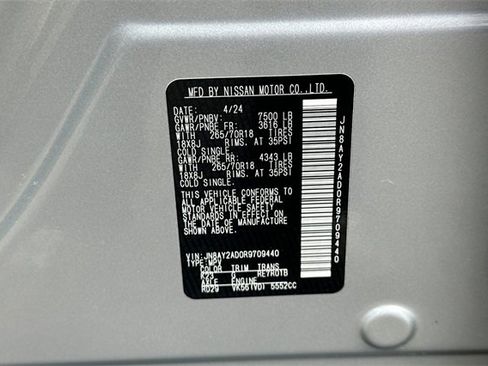 Used 2024 Nissan Armada SV image 42