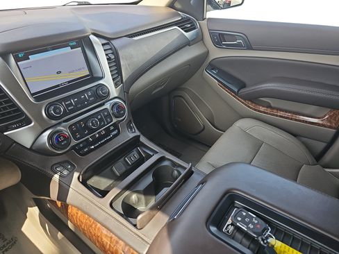 Used 2019 Chevrolet Tahoe Premier AWD/4WD image 22